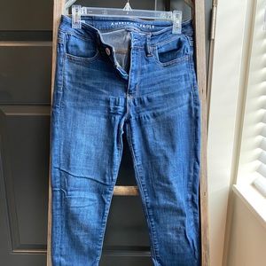 American Eagle High-Rise Jeggings